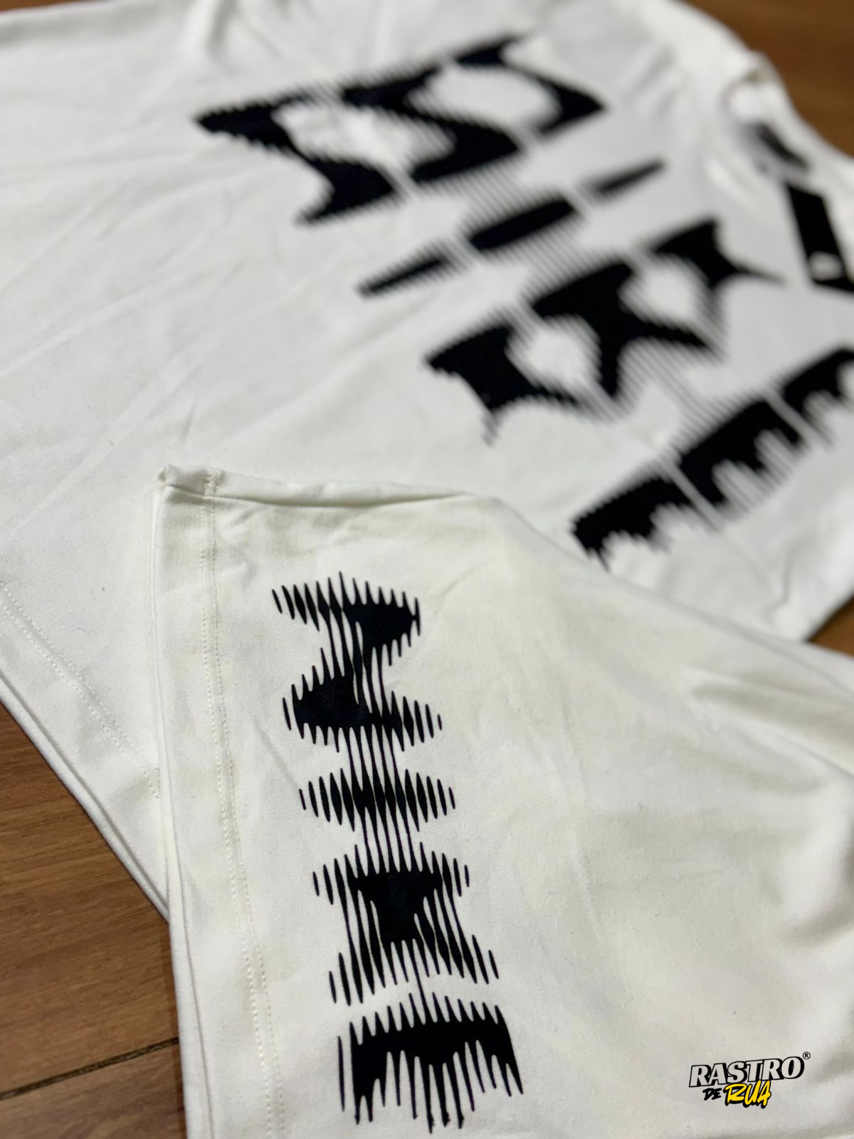 Nike Sportswear “Glitch Logo” White