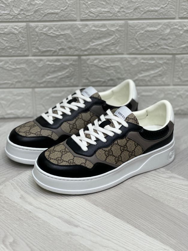 Tênis Gucci GG Supreme Casual