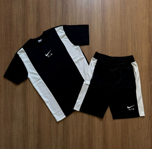 Nike Air Preto & Branco (camiseta + bermuda), da linha Nike Sportswear Air.